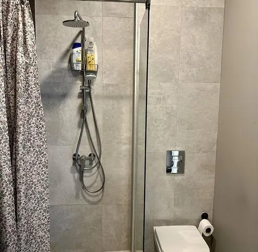 Modern Retreat * リガ